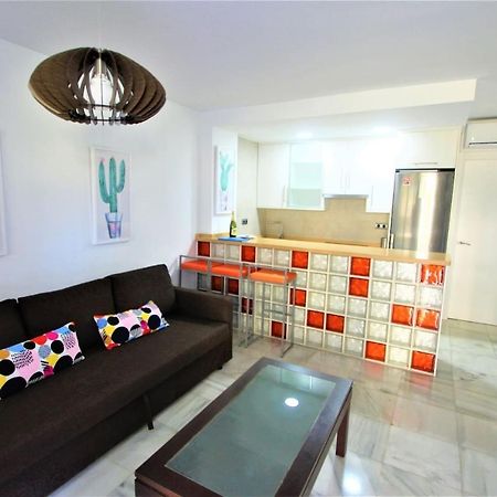 Apartamento Andalucia - A 100 Metros De La Playa, Camino Recto Sin Cuestas - Piscina 贝纳尔马德纳 外观 照片