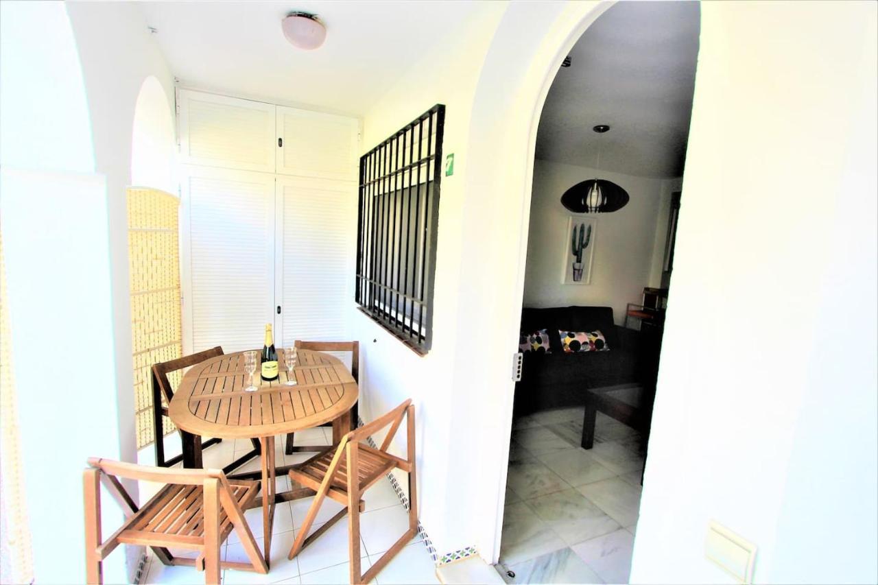 Apartamento Andalucia - A 100 Metros De La Playa, Camino Recto Sin Cuestas - Piscina 贝纳尔马德纳 外观 照片