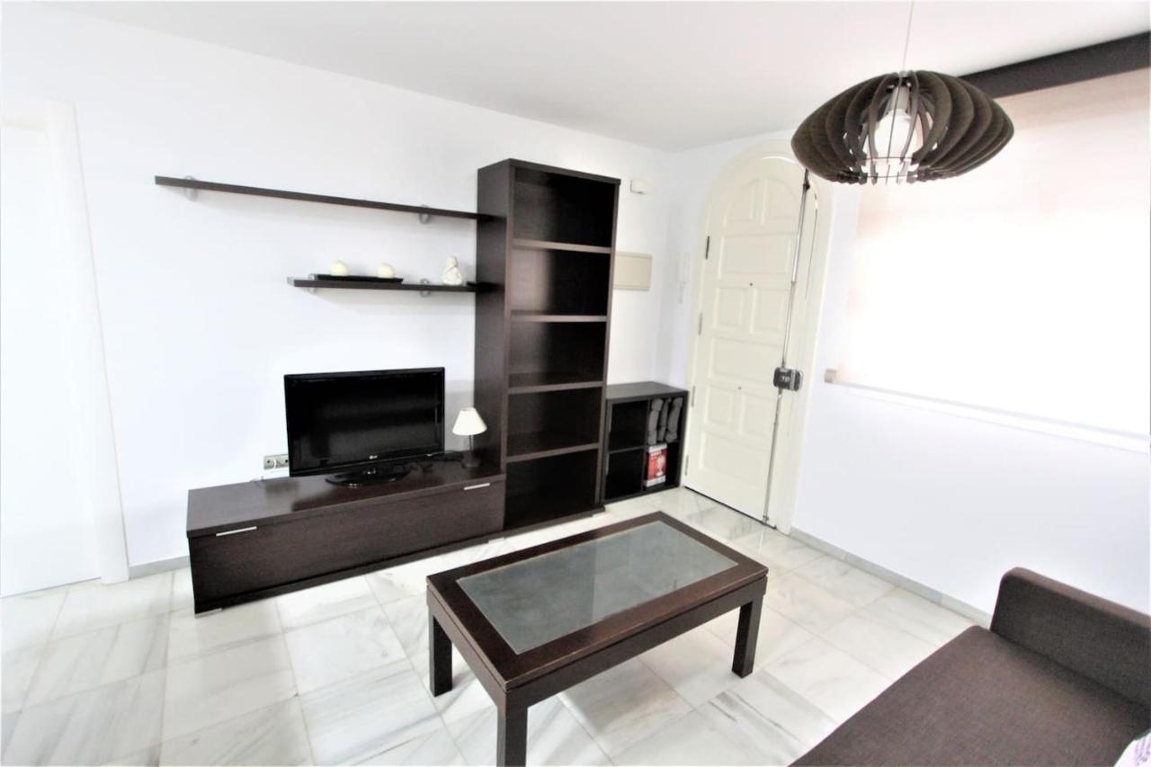 Apartamento Andalucia - A 100 Metros De La Playa, Camino Recto Sin Cuestas - Piscina 贝纳尔马德纳 外观 照片