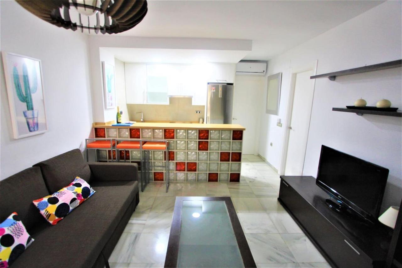 Apartamento Andalucia - A 100 Metros De La Playa, Camino Recto Sin Cuestas - Piscina 贝纳尔马德纳 外观 照片