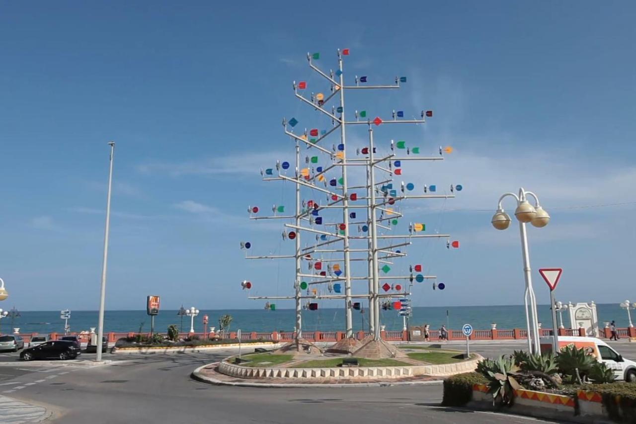 Apartamento Andalucia - A 100 Metros De La Playa, Camino Recto Sin Cuestas - Piscina 贝纳尔马德纳 外观 照片